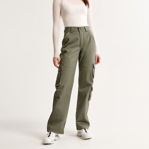 Abercrombie Olive Green Relaxed Cargo Pants - Women's Long Length